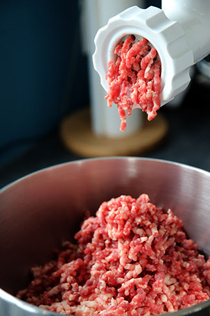 mincer-783564_1920